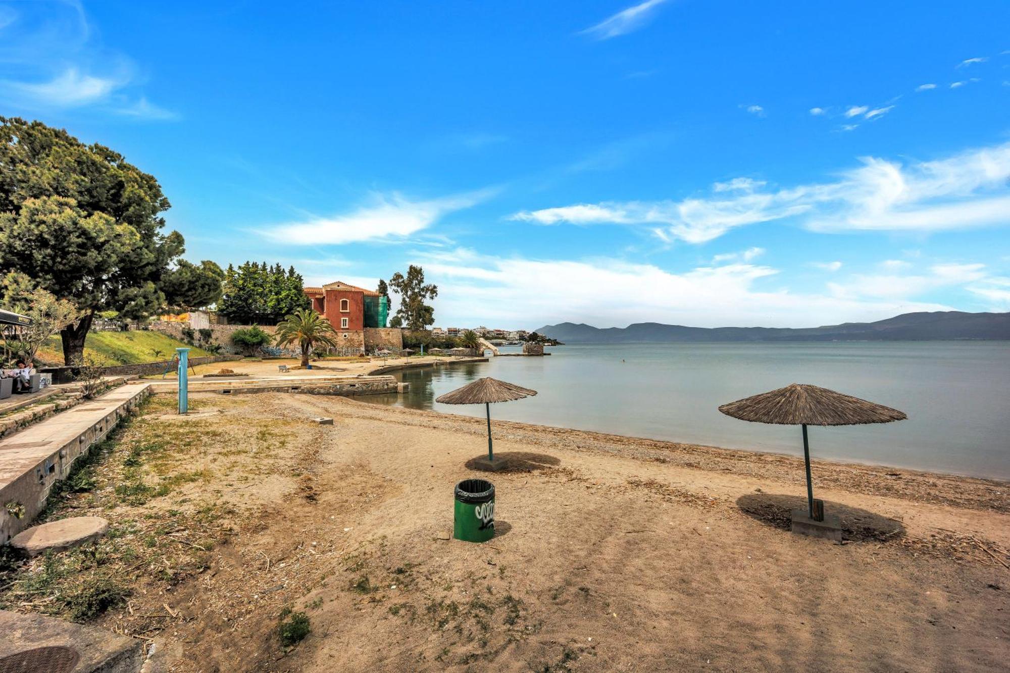 Chalkís Fabulous Central Apartment Close To The Sea! מראה חיצוני תמונה